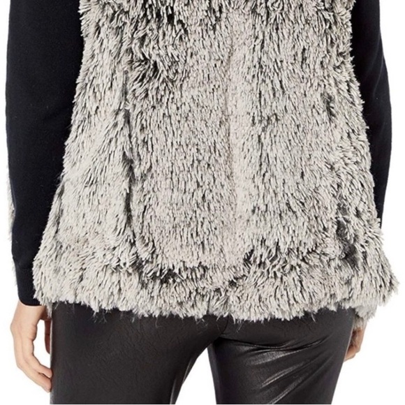 Democracy Faux Fur Vest | Luxurious - Very Soft | Size Small - Picture 6 of 6